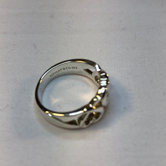 Tiffany & Co. Paloma Picasso Sterling Silver Triple Loving Heart Ring 6 - Picture 4 of 9